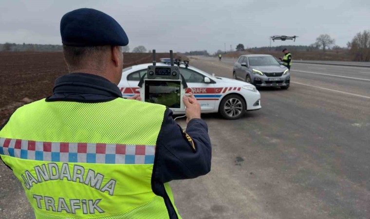 Drone ile sıkı bir trafik denetimi uygulanıyor