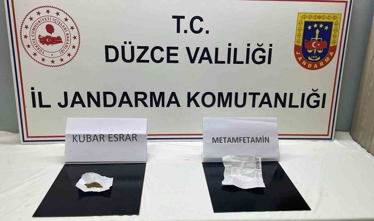 Düzcede uyuşturucu ve kaçakçılığa geçit yok