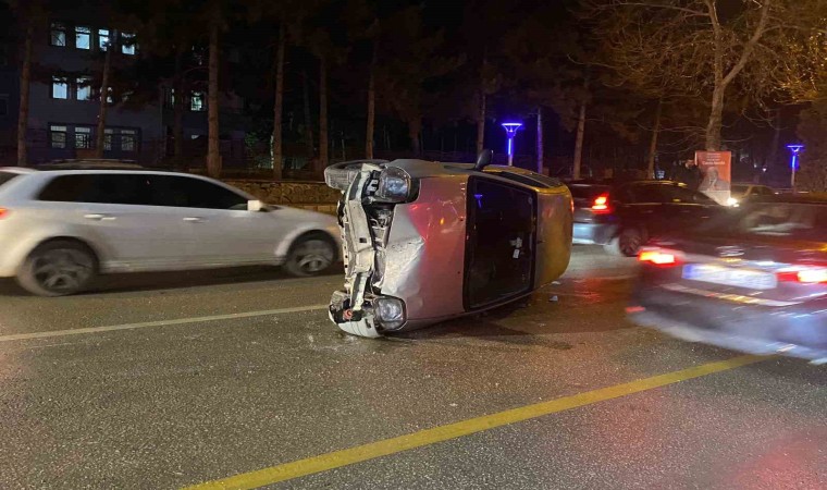 Elazığda trafik kazası: 3 yaralı