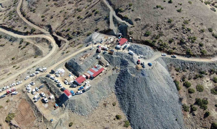 Elazığdaki maden olayında göçükte kalan işçilerden biri, maden sahibinin oğluymuş