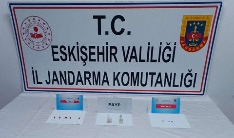 Eskişehirde jandarmadan uyuşturucu operasyonu