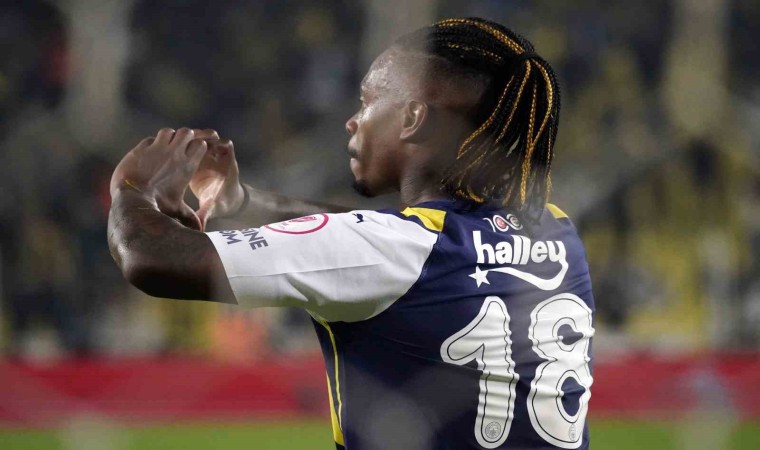 Fenerbahçe, Lincoln Henriqueyi RB Bragantinoya kiraladı