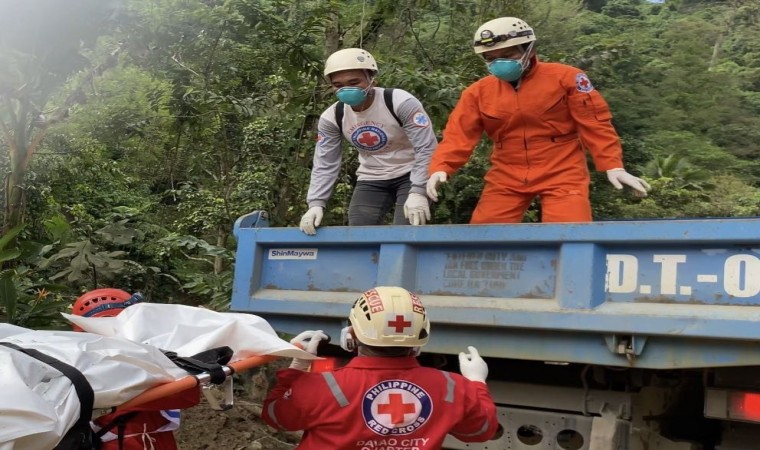 Filipinlerdeki toprak kaymasında can kaybı 68e yükseldi