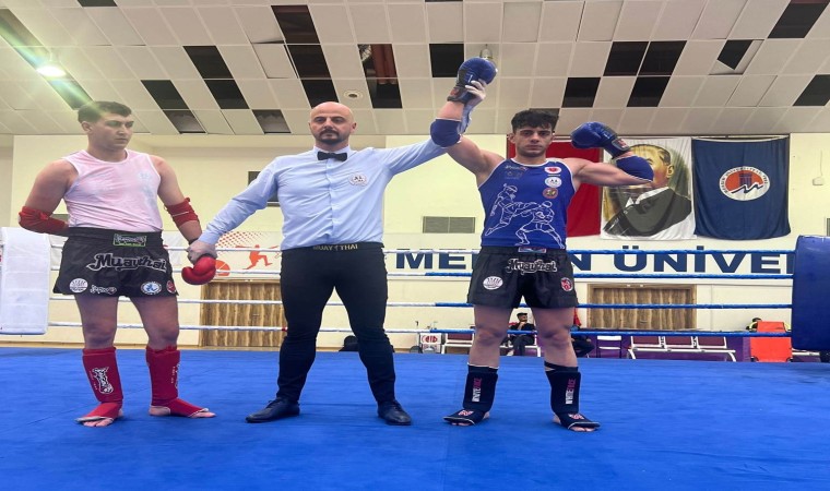 GAÜN öğrencisi Ünilig Muaythai Türkiye birincisi oldu