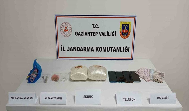 Gaziantepte yolcu otobüsünde 2 kilo uyuşturucu bulundu