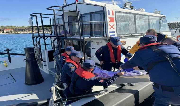 Gökçeadada rahatsızlanan vatandaş Sahil Güvenlik ekiplerince tahliye edildi