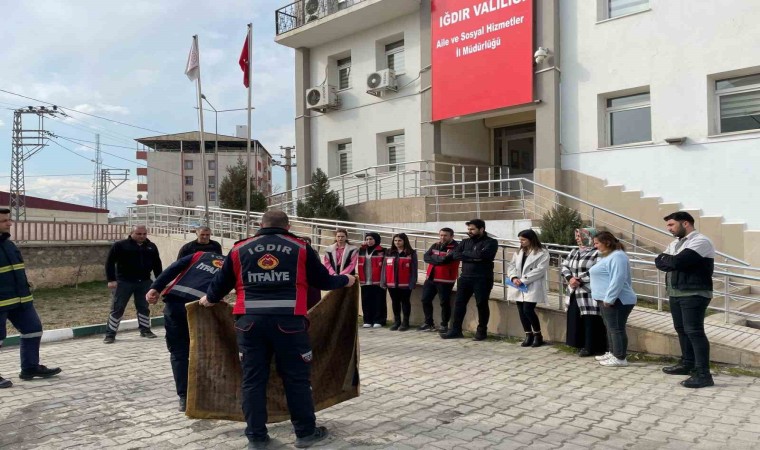 Iğdır Belediyesinden yangın söndürme eğitimi