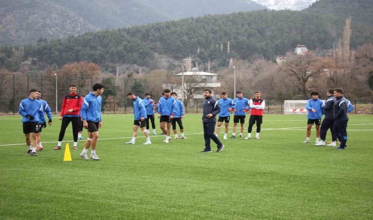 Irlıganlıspor, Kumlucaya 3 puan için gidiyor