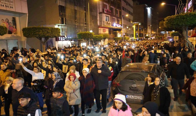 İskenderunda 6 Şubat depremlerinde hayatını kaybedenler anıldı