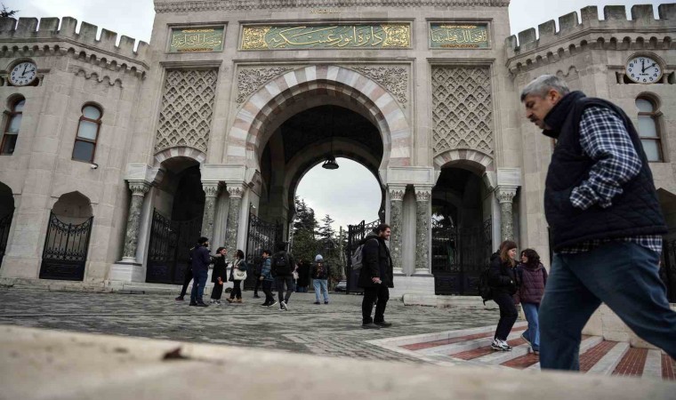 İstanbul Üniversitesinde ziyaretçilere kısıtlama kararı