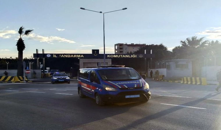 İzmir merkezli terör operasyonunda 7 tutuklama