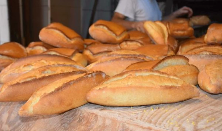 İzmir’de ekmeğin gramajı ve fiyatı yükseldi