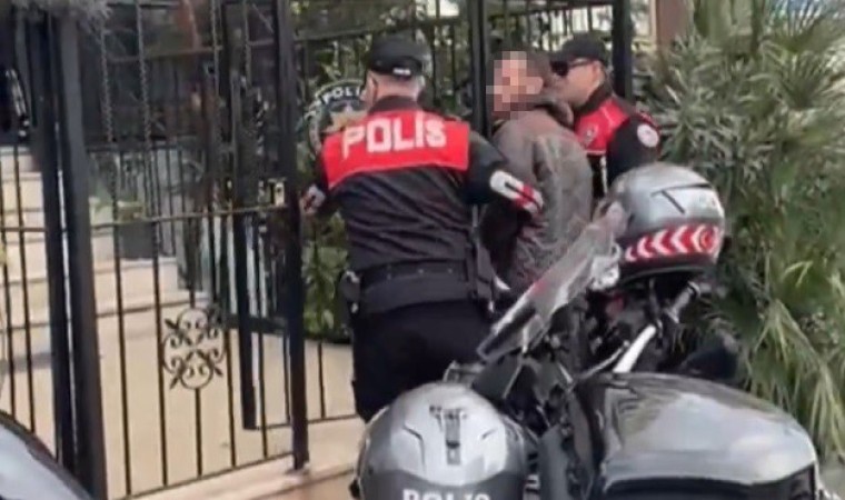 İzmirde motosikletli polislerden sıkı denetim: 106 gözaltı