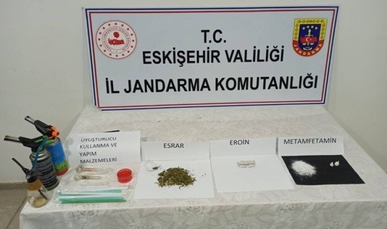 Jandarma uyuşturucu ile mücadeleyi artan kararlılıkla sürdürüyor