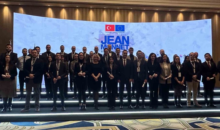 Jean Monnet mezunları Ankaradaki sertifika töreninde buluştu