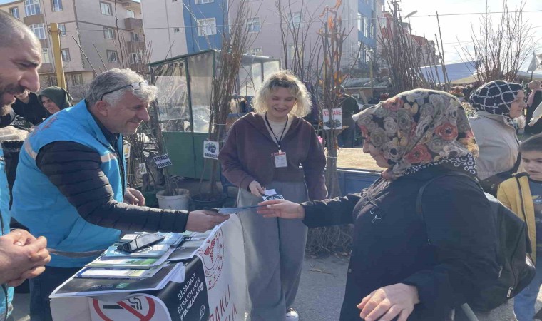 Kapaklıda 9 Şubat Sigarayı Bırakma Günü nedeniyle broşür dağıtıldı