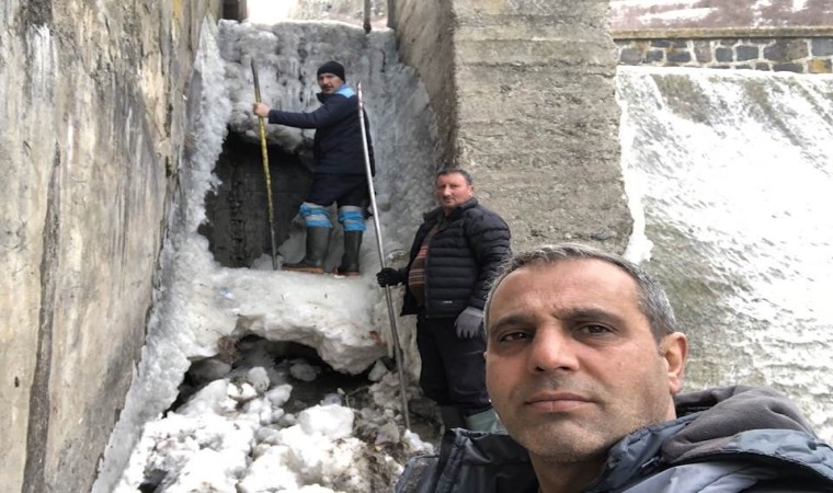 Karsta gece kış, gündüz bahar