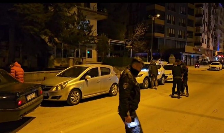 Kavga sırasında havaya ateş açtı, polis ekiplerini harekete geçirdi