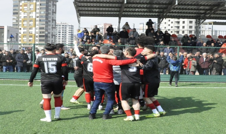 Kayseri 1. Amatör Küme: Özvatan Belediyespor: 5 - Palasspor: 0