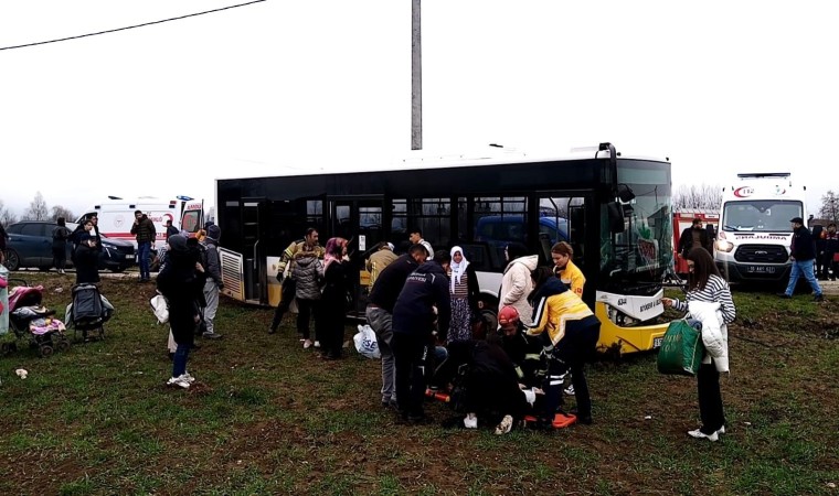 Kazadan acı haber...Otobüsle çarpışan otomobil sürücüsü hayatını kaybetti...