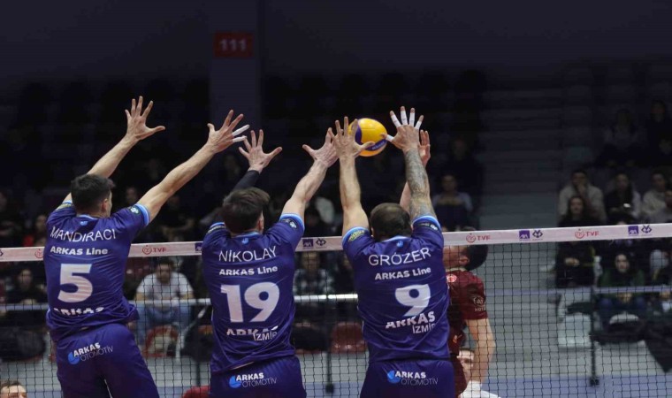 Kupa Voley: Arkas Spor: 3 - Galatasaray: 1