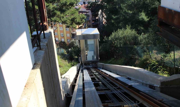 Manavgat Türkbeleninde panoramik asansörler tamir ediliyor