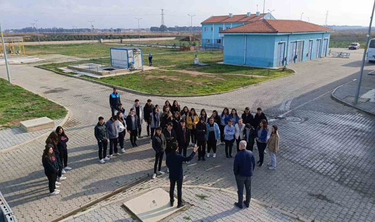 Manisada 554 öğrenci Alaşehir AATyi gezdi