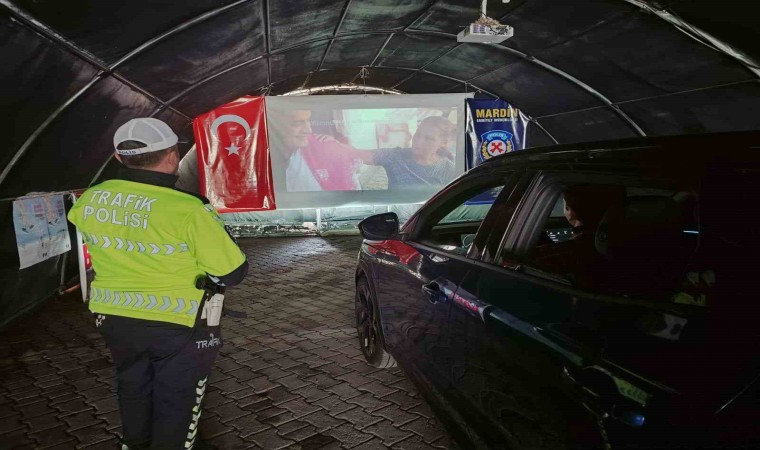 Mardinde sürücüler Yaşam Tünelinden geçiyor