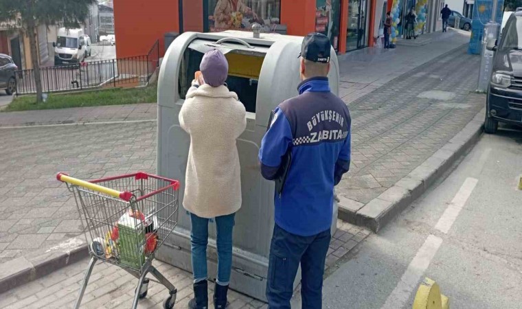 Markette mide bulandıran görüntü: Ambalajı kurtlanmış süt ürünü çıktı