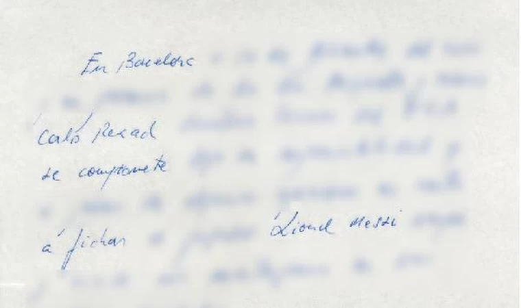 Messi’nin Barcelona’daki ilk sözleşmesinin imzalandığı peçete, açık artırmada satılacak