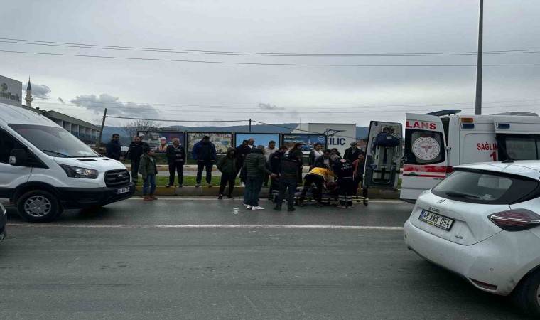 Milasta minibüs yayaya çarptı: 1 yaralı