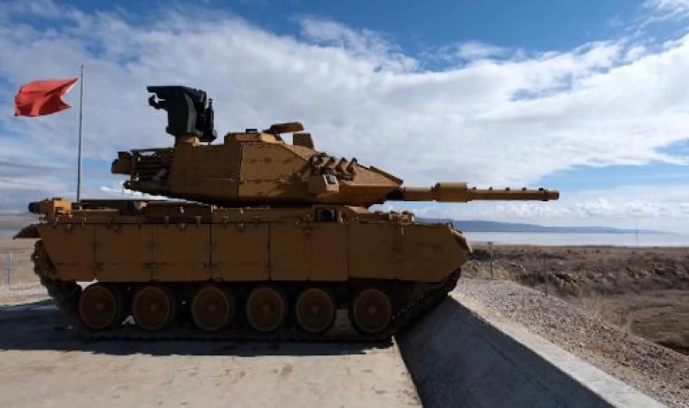 Modernize edilen ilk M60T tankları teslim edildi