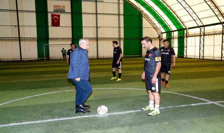 Muğla OBM tarafından düzenlenen halı saha turnuvası başladı