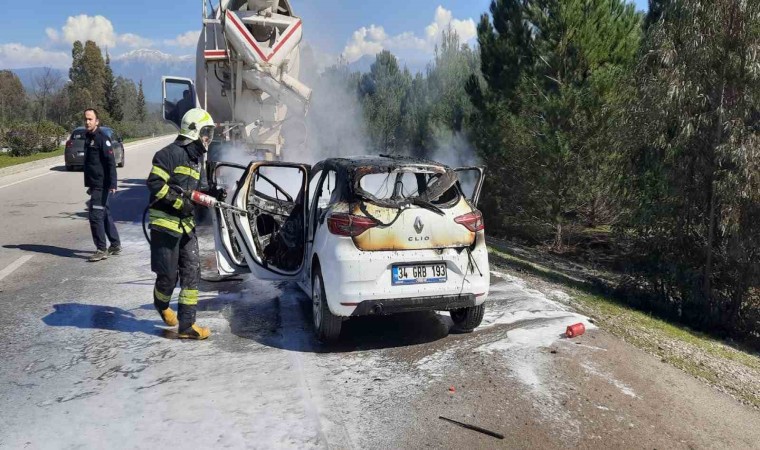 Muğlada araç yangını