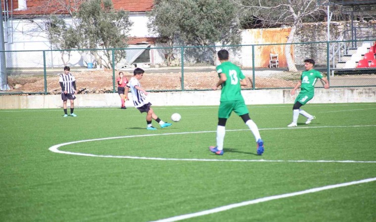 Muğlada okul sporları futbol grup birinciliği başladı