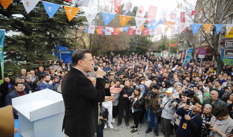 Nebi Hatipoğlu eleştirilere cevap verdi: “Betonlaşmaya karşı olanlar tarım arazilerini imara açarak betonlaştırdılar”