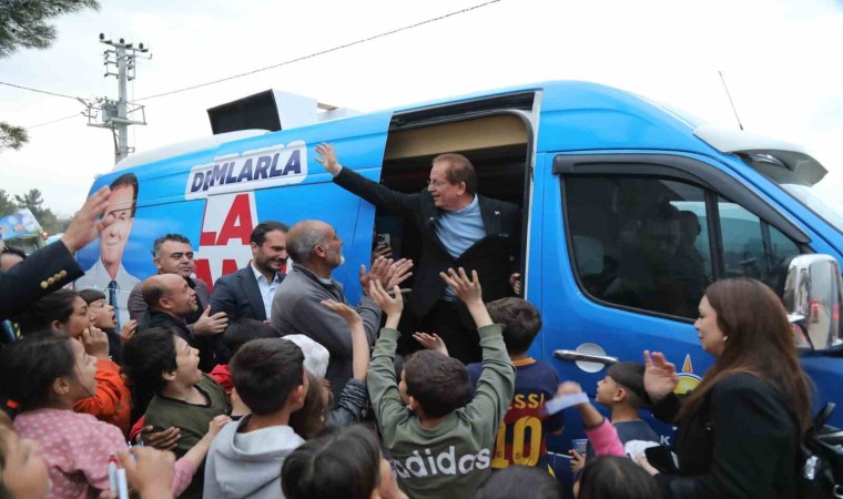 Pekdemir kırsal mahallerde coşkuyla karşılandı