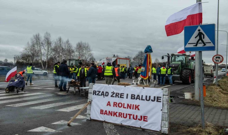 Polonyalı çiftçiler, 20 Şubatta Ukrayna ile olan tüm sınır kapılarını ablukaya alacak