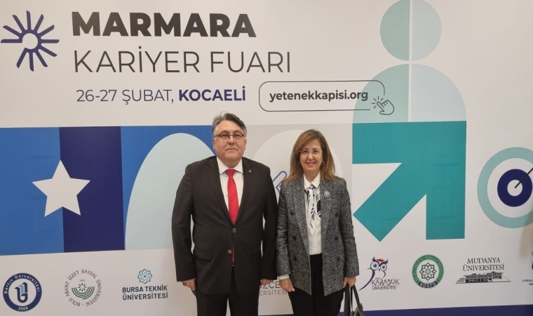 Rektör Özölçer Marmara Kariyer Fuarının açılışına katıldı