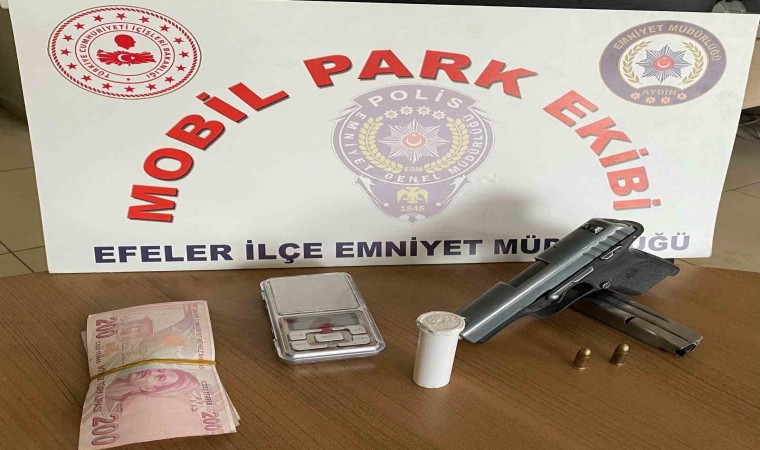 Sahte kimlik gösterdi, Mobil Park Ekiplerinin dikkatinden kaçamadı