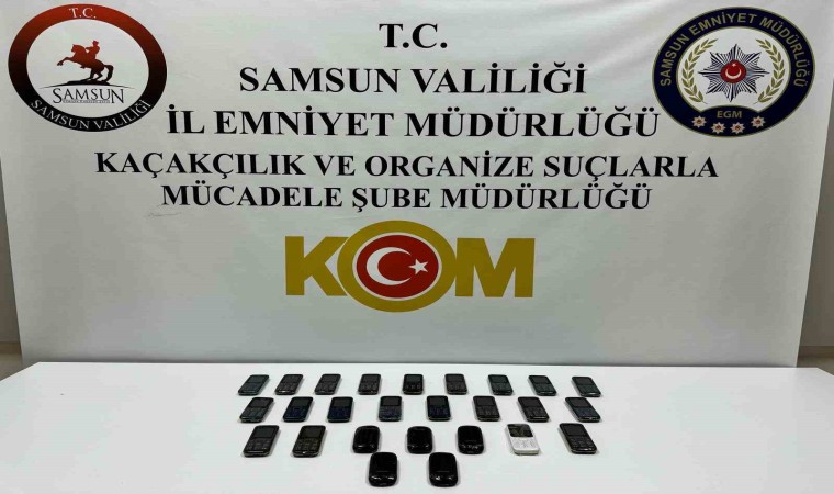 Samsunda gümrük kaçağı cep telefonu ele geçirildi