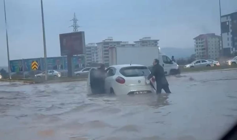 Şanlıurfa’da sağanak etkili oldu