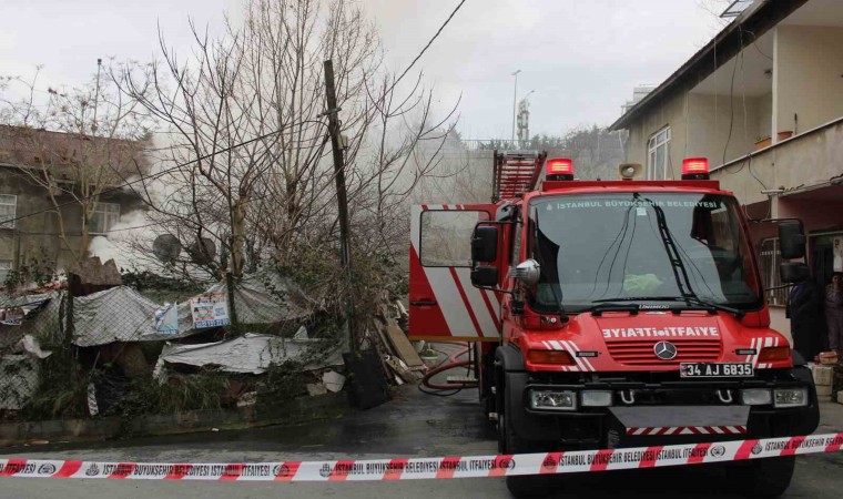 Sarıyerde kömür sobasından yangın çıktı, evi kül olan yaşlı kadın gözyaşlarını tutamadı