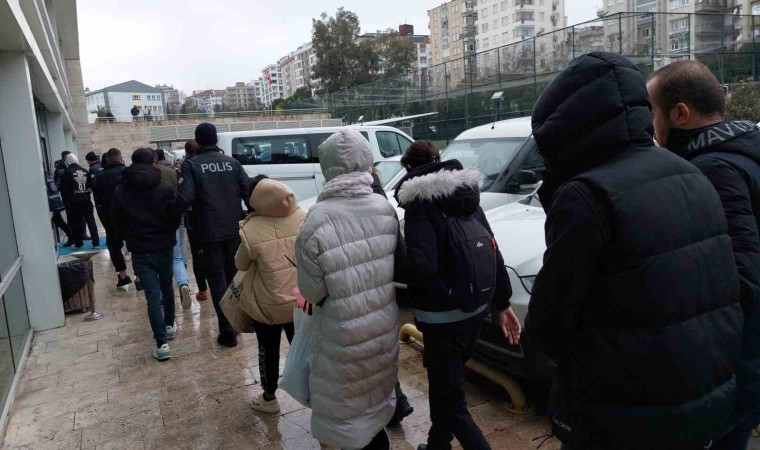 Sibergöz-21” operasyonunda gözaltına alınan 66 kişiden 28i adliyeye sevk edildi