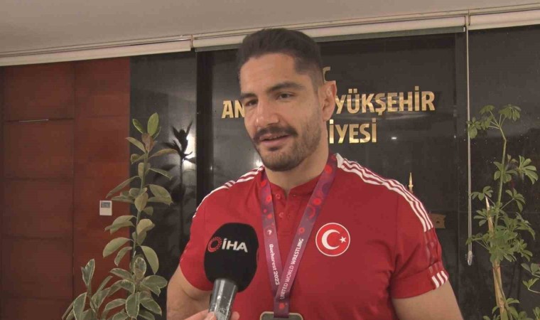 Taha Akgül: Milletimizin dualarıyla, alnımızın akıyla olimpiyatlardan döneceğiz