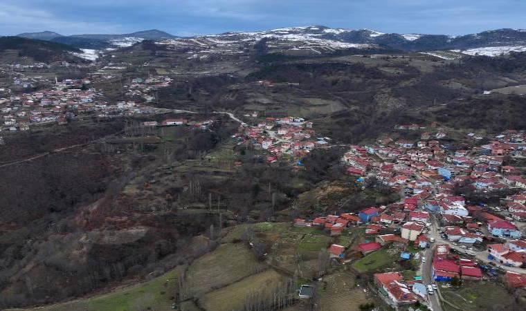 Tokat Valisi’nden heyelan yaşanan köy açıklaması: Alternatif konut alanlarıyla ilgili arkadaşlarımız çalışıyor