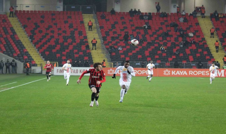 Trendyol Süper Lig: Gaziantep FK: 0 - Kayserispor: 1 (Maç devam ediyor)