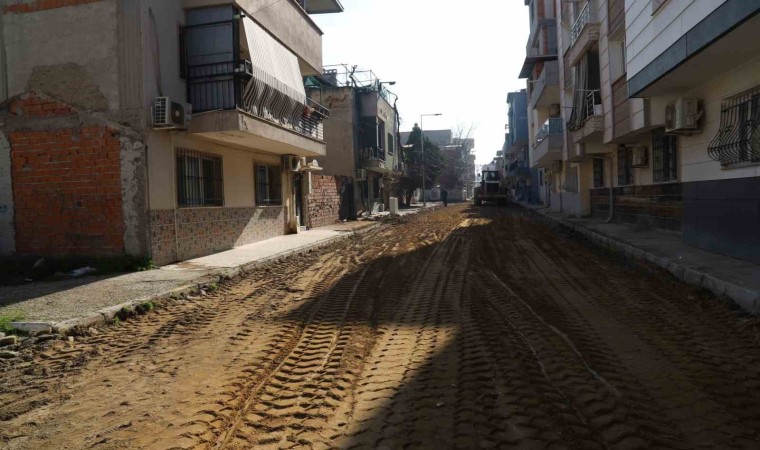 Turgutlu Belediyesi prestij caddeleri için çalışmalarına devam ediyor