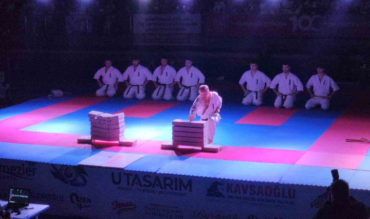 Türkiye Kyokushin Stil Karate Şampiyonasının seremonisi yapıldı