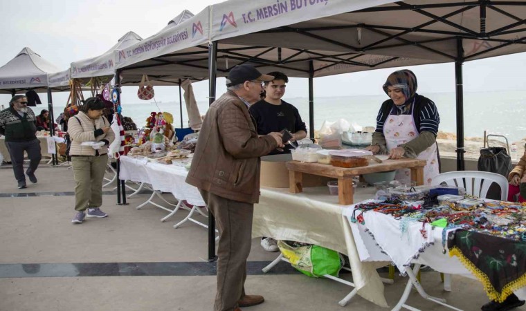 Üretici Kadın Stantları, bu kez Sevgililer Gününe özel kuruldu